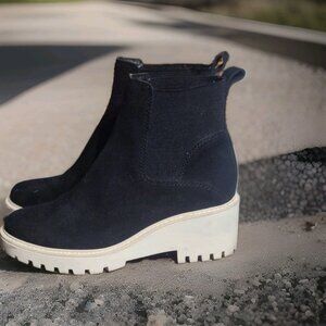 Dolce Vita Haddie Chelsea Boots  Leather Lug Sole Ankle Slip On Women's Size 7.5